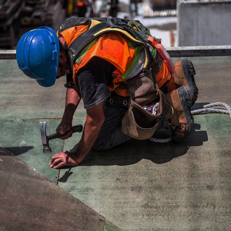 Construction Worker / Image courtesy of Burst