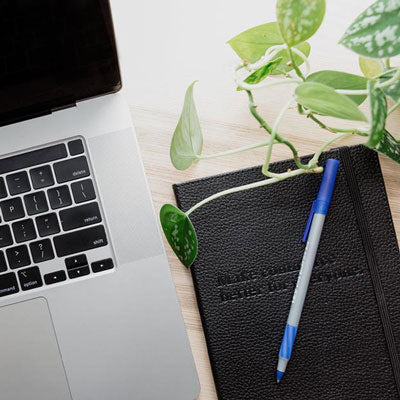 Organisation and Planning / Computer/Desk photo by burst